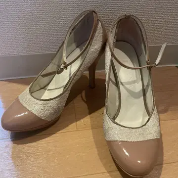 DIANA 레이스 하이힐 펌프스