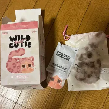 POP MART WILD CUTIE cry baby 피규어