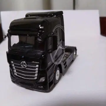 메르세데스 벤츠 악트로스 블랙 1/50