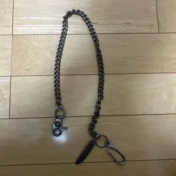 실버 깃털 모티브 지갑 체인