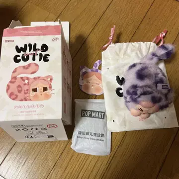 POP MART WILD CUTIE cry baby 키링