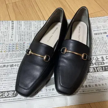 오리엔탈 트래픽 블랙 가죽 로퍼 23.0cm