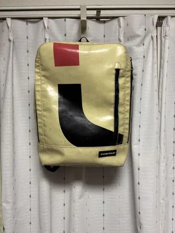 FREITAG hazzard 크림색