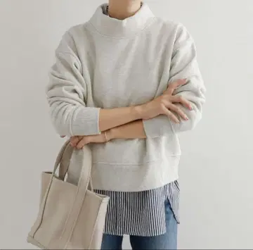 어반 리서치 도어즈 속기모 보틀넥 풀오버