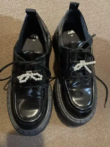 ZARA 블랙 통굽 신발 37