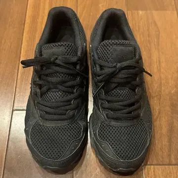 [ 새상품급 ] 미즈노 여성용 스니커즈 블랙 22.5