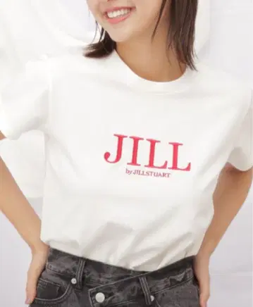 JILL by JILLSTUART 반팔 티셔츠 빨간색 로고