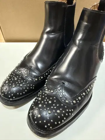 church 쳐치 사이드 고어 부츠 스터드