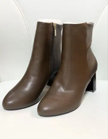 UNITED ARROWS 브라운 부츠 S