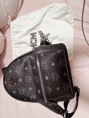 MCM 블랙 mini 사이즈