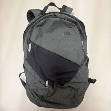 THE NORTH FACE 그레이 백팩