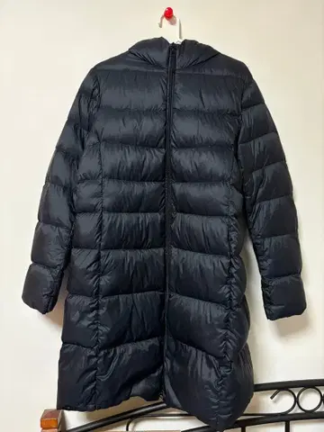 유니클로 UNIQLO 후드 부착 블랙 울트라 라이트 다운 XL 여성용