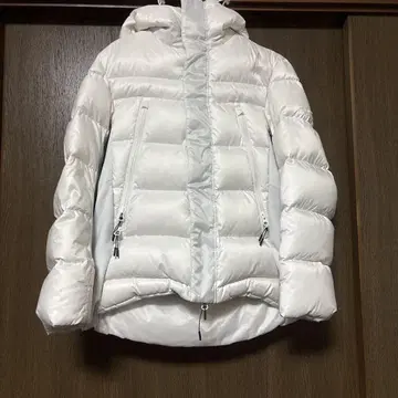 COMME CA ISM 다운