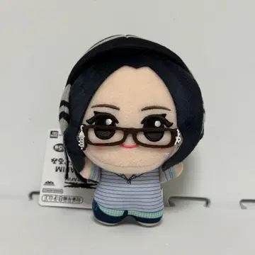 LE SSERAFIM CRAZY SD 인형 윤진