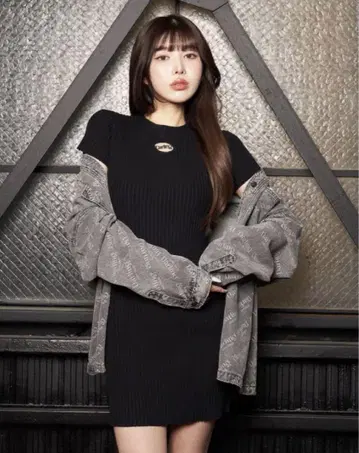 다리치 엠블럼 리브 니트 원피스 데님 자켓 셋업
