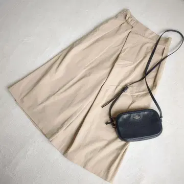 우브라쥬 클래스 벨트 부착 와이드 팬츠 이지 가우초 캐주얼