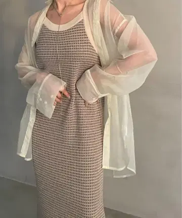 AIC. 에이아이씨 깅엄 체크 패턴 롱 원피스