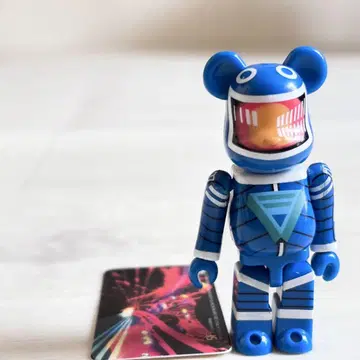 베어브릭 be@rbrick 울트라 바이오 렌즈 100%