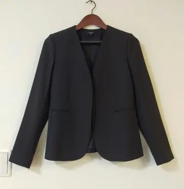 새상품급 Theory 현행 택 노카라 자켓 2 사이즈 SAXONY