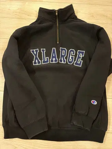 XLARGE 블랙 하프 지퍼 맨투맨