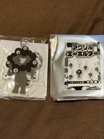 오사카 만박 블랙 미야쿠미야쿠 아크릴 키링 4