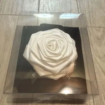 3대째 스타디움 업그레이드 로즈 코사지