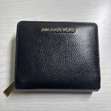 MICHAEL KORS 2단 접이식 지갑 블랙
