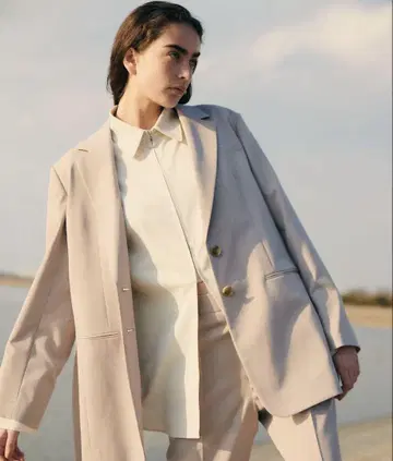 [새상품급] 루 쉘 블루 Sheer Back Tailored Jacket