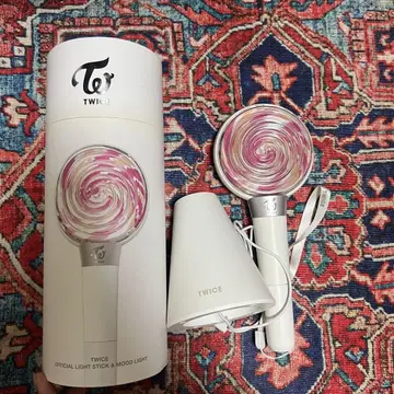 TWICE 공식 응원봉