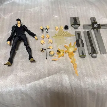 리볼텍 니콜라 D 울프우드 피규어 교환용 부품 포함