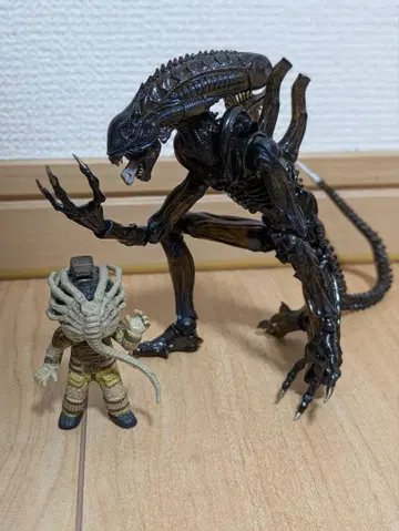 에이리언 프레데터 피규어 세트