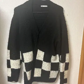 ZARA 체크 무늬 가디건