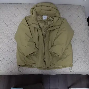 Spick & Span 카키 발수 후디드 다운 하프 코트