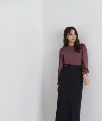 [ 새상품급 ] 내추럴 뷰티 베이직*트위디 내로우 스커트