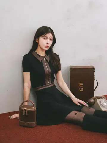 다리치 Darich 로고 가죽 니트 미니 원피스