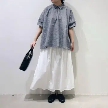 [ 새상품급 ] 휴일과 시 허니애플 블라우스