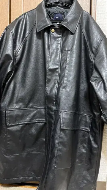 블랙 가죽 코트