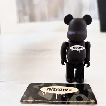 베어브릭 be@rbrick 나이트로우 nitrow 메디콤토이