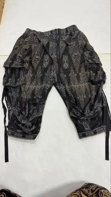 로엔 타월 원단 하프 팬츠
