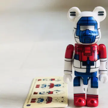 베어브릭 be@rbrick ZEDZ 뒷면 100% 메디콤토이
