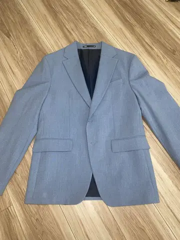 [ 거의 미사용 새상품 ] ZARA 남성용 라이트 블루 자켓