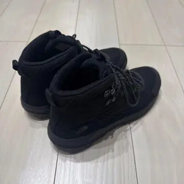 The North Face 트레킹 슈즈 고어텍스