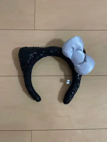 키티 머리띠
