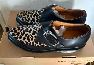 미사용 새상품 Dr. Martens 레오파드 무늬 단화