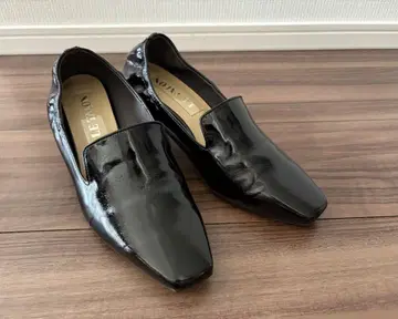 LE TALON 에나멜 펌프스 블랙 힐 5cm