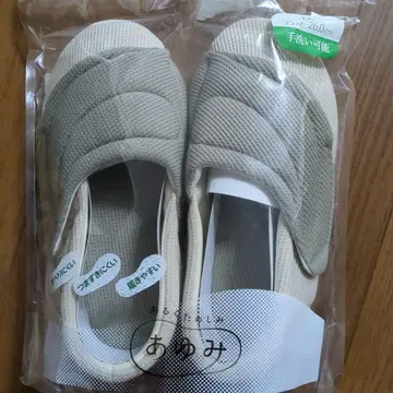 도쿠타케 아유미 실내용 간호화