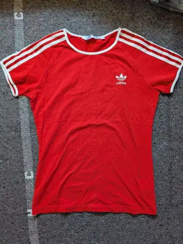adidas 빨간색 T셔츠 오리지널스 스트라이프 레드 빈티지 구제 의류