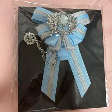 우타프리 카뮈 리본 브로치 미개봉 새상품