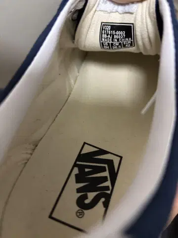 VANS 네이비 스니커즈