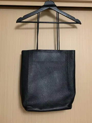 Aeta PEBBLE GRAIN LEATHER TOTE M